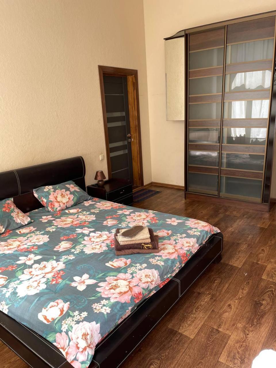 Apart 26 Odessa Dış mekan fotoğraf